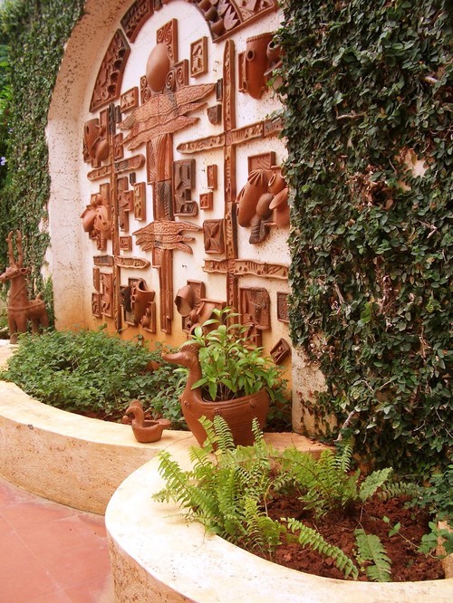 Kerti fal dekoráció