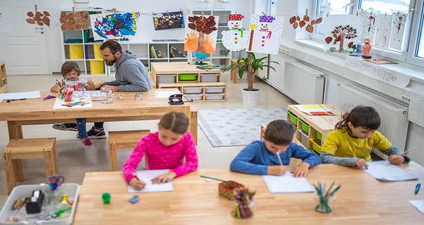raumteiler-basteln-kindergarten-05_4 Készítsen térelválasztókat az óvoda számára