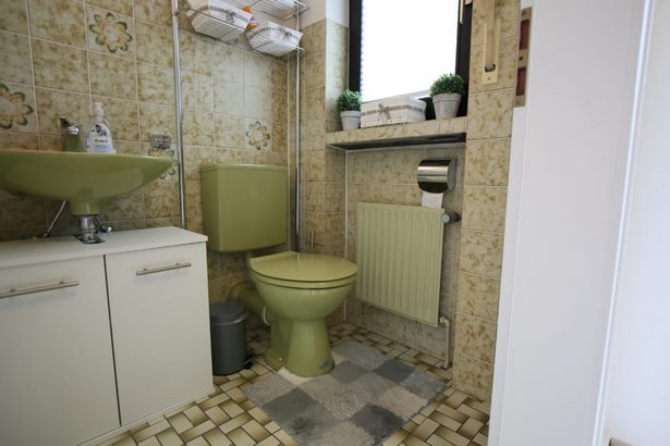 toiletten-fliesen-gestalten-08_7 Tervezése WC csempe