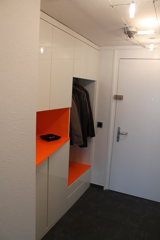 einbauschrank-garderobe-modern-94_5 Beépített szekrény modern