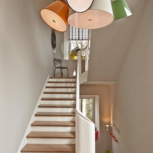 farbgestaltung-flur-treppenaufgang-12_2 Színes design folyosó lépcső