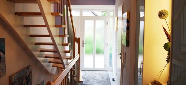 farbgestaltung-flur-treppenaufgang-12_4 Színes design folyosó lépcső
