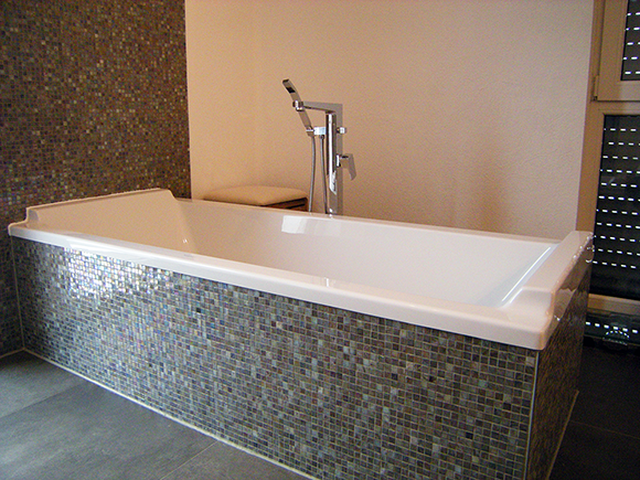 geflieste-bder-mit-mosaik-84_2 Csempézett fürdőszoba mozaik