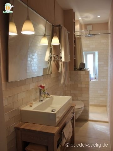 schmale-badezimmer-gestalten-10_2 Keskeny fürdőszoba kialakítása