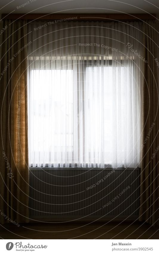 gardinen-im-fensterrahmen-95 Függönyök az ablakkeretben