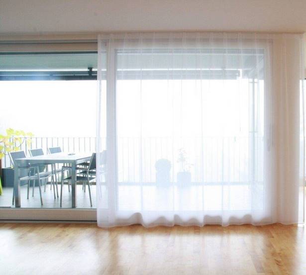 vorhange-wohnzimmer-grosses-fenster-69_8 Függönyök nappali nagy ablak