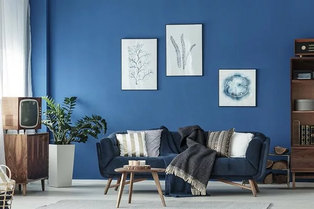 wohnzimmer-streichen-ideen-blau-45_6-14 Nappali festék ötletek kék