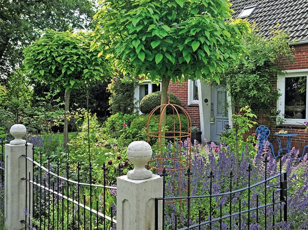 gartengestaltung-vorgarten-89 Kerti tervezés elülső kert