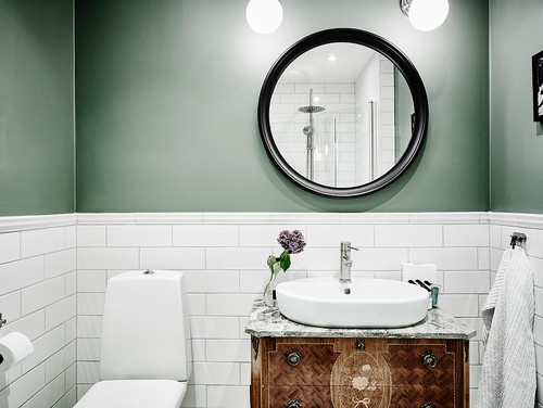 weiss-gefliestes-bad-aufpeppen-80 Fűszerezze fel a fehér csempézett fürdőszobát