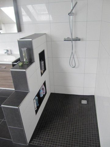badezimmergestaltung-mit-dusche-90_9 Fürdőszoba kialakítása zuhanyzóval