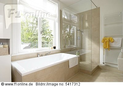 moderne-badezimmer-mit-dusche-und-badewanne-65_6 Modern fürdőszoba zuhanyzóval és káddal