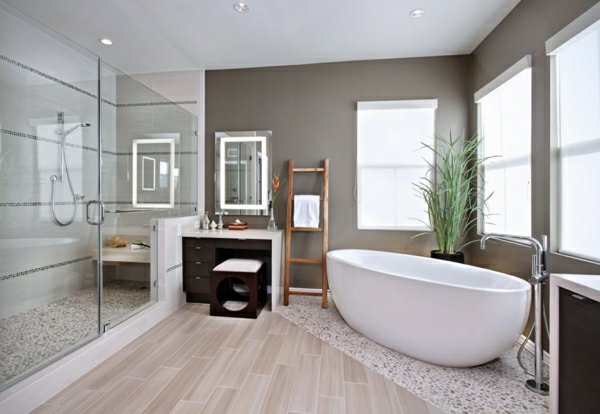 moderne-bder-mit-freistehender-badewanne-47 Modern fürdőszobák szabadon álló káddal