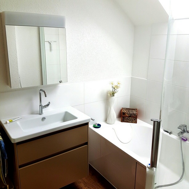 badewanne-und-dusche-auf-kleinstem-raum-57_11 Fürdőkád és zuhanyzó a legkisebb helyen