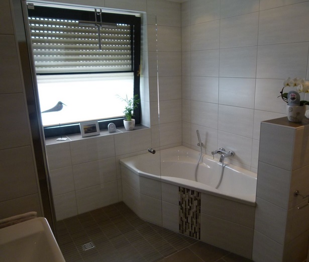 dusche-und-wanne-in-kleinem-bad-13_13 Zuhanyzó, kád, kis fürdőszoba