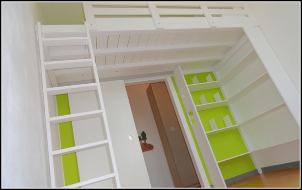 kinderzimmer-mit-hochbett-gestalten-91_15 Tervezés gyermekszoba tetőtéri ágy
