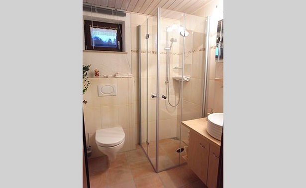 kleine-bder-sanieren-90_13 Kis fürdőszobák felújítása