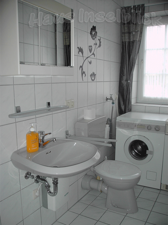 waschmaschine-kleines-bad-01 Mosógép kis fürdőszoba