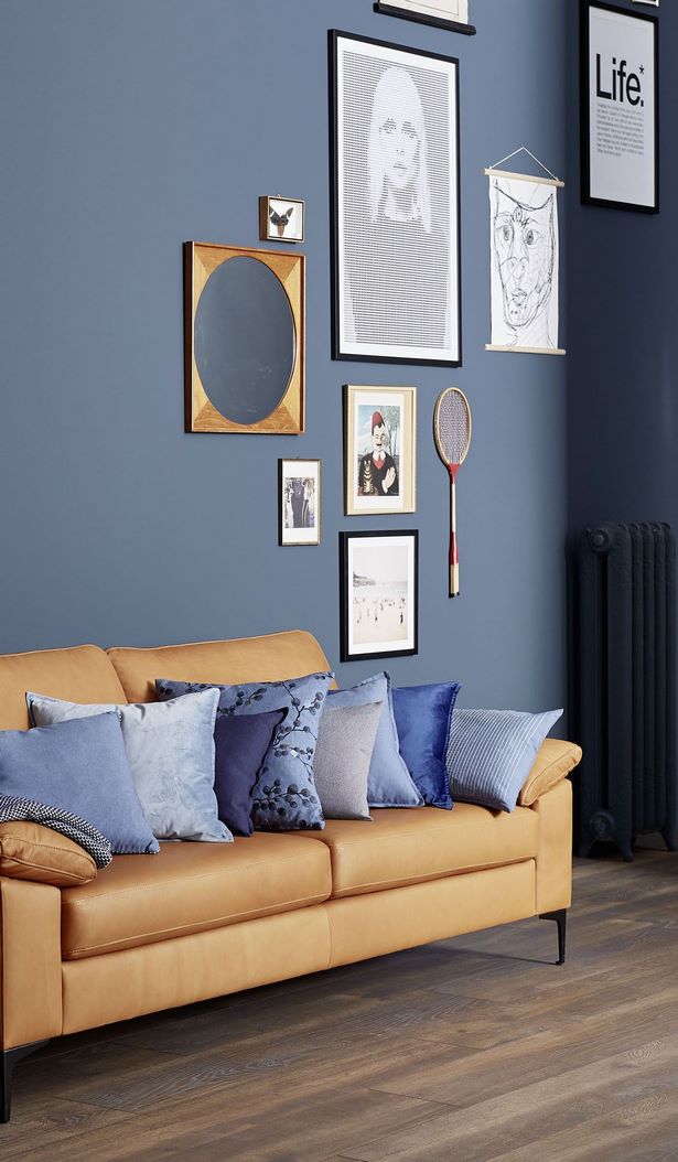 blaue-wandfarbe-wohnzimmer-60_11 Kék fal színes nappali
