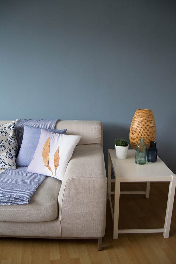 blaue-wandfarbe-wohnzimmer-60_19 Kék fal színes nappali