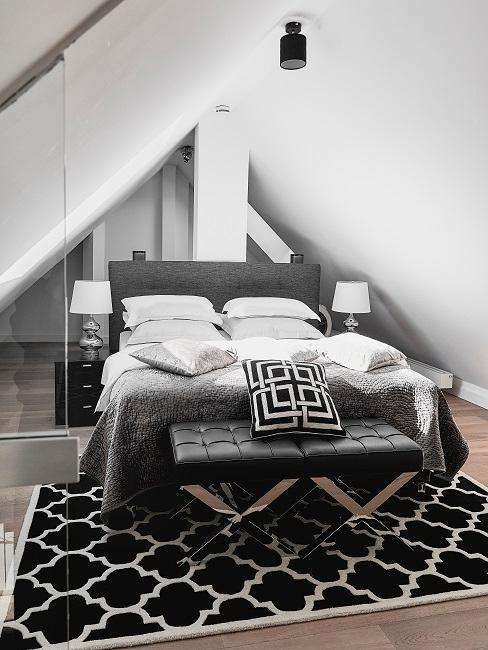 schlafzimmer-grau-weiss-schwarz-95_6 Hálószoba szürke fehér fekete