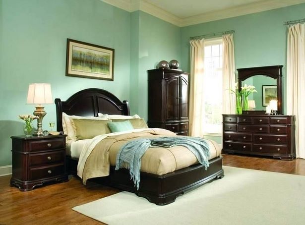 wandfarbe-schlafzimmer-braune-mobel-75_12 Fal színes hálószoba barna bútorok