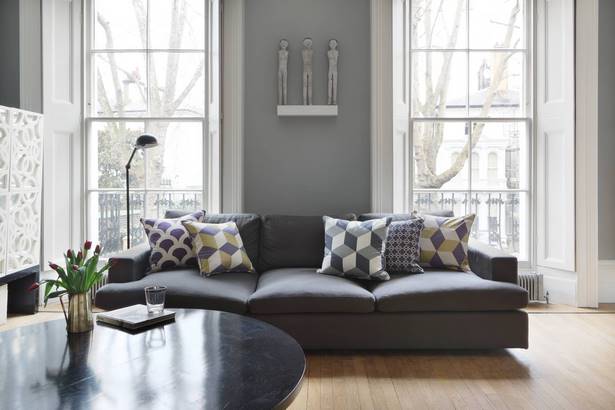 wohnzimmer-ideen-graues-sofa-42_10 Nappali ötletek szürke kanapé