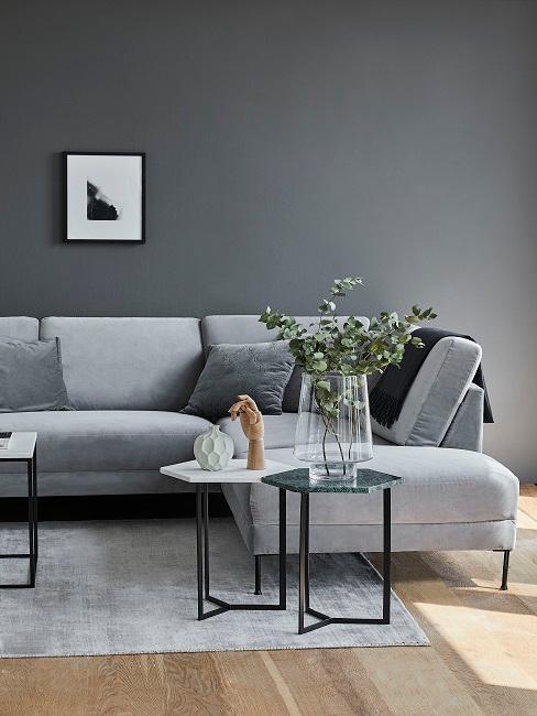 wohnzimmer-ideen-graues-sofa-42_18 Nappali ötletek szürke kanapé