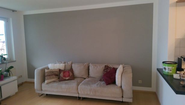 wohnzimmer-streichen-grau-10_8 Nappali festék szürke