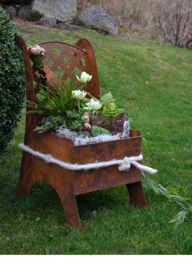gartendeko-alter-stuhl-45_7 Kerti dekoráció régi szék