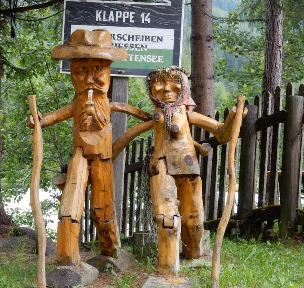 holzfiguren-selber-machen-garten-62_15 Készítsen fából készült figurákat saját kertjében