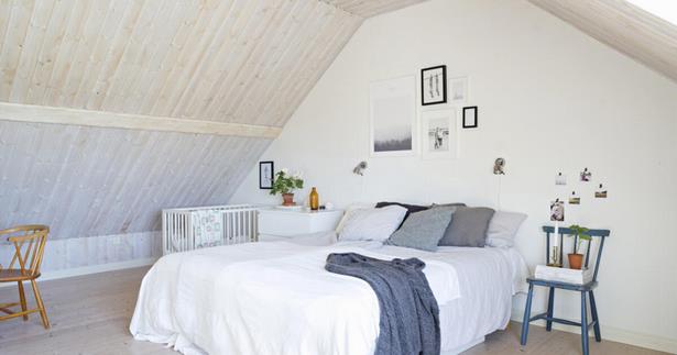 kleines-schlafzimmer-mit-dachschrage-einrichten-55 Egy kis hálószoba berendezése lejtős tetővel