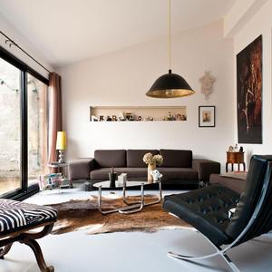 wohnzimmer-ideen-braune-couch-60_13 Nappali ötletek Barna Kanapé