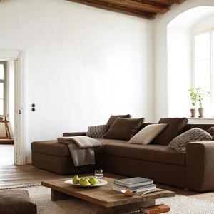 wohnzimmer-ideen-braune-couch-60_3 Nappali ötletek Barna Kanapé