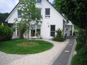 grosser-vorgarten-gestalten-15_16 Tervezzen egy nagy elülső kertet
