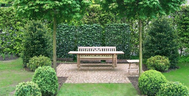 schone-sitzplatze-im-garten-bilder-24_3 Gyönyörű ülések a kertben képek