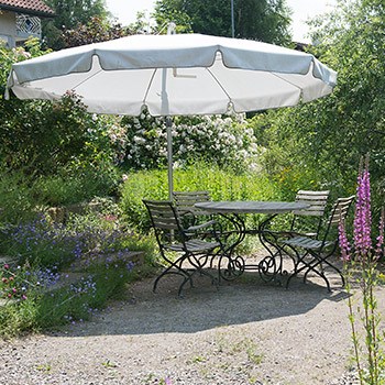 schone-sitzplatze-im-garten-bilder-24_8 Gyönyörű ülések a kertben képek