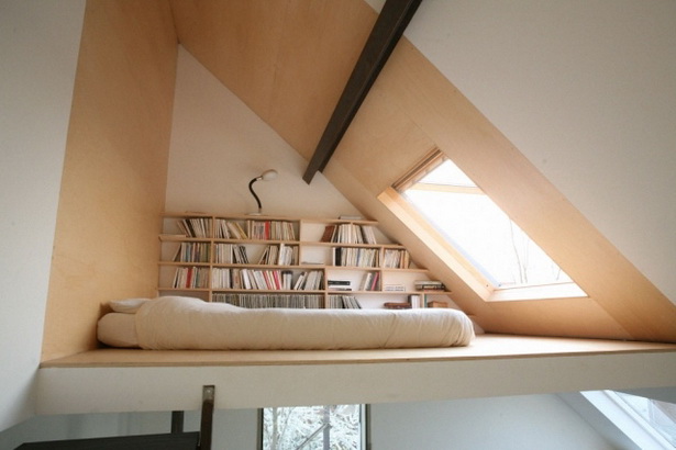 Tetőtéri hálószoba bútor