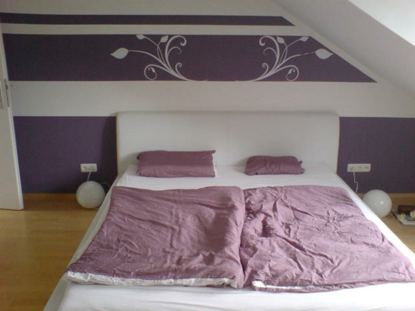 ideen-wandgestaltung-farbe-schlafzimmer-80_15 Ötletek fal design színes hálószoba