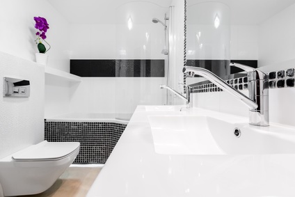 badezimmer-grosser-wirken-lassen-83_10 A fürdőszobák nagyobbnak tűnnek