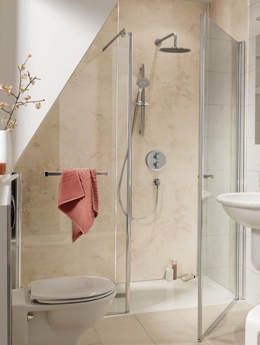 badezimmer-ideen-fur-kleine-bader-mit-schrage-79_17 Fürdőszoba ötletek kis fürdőszoba lejtős