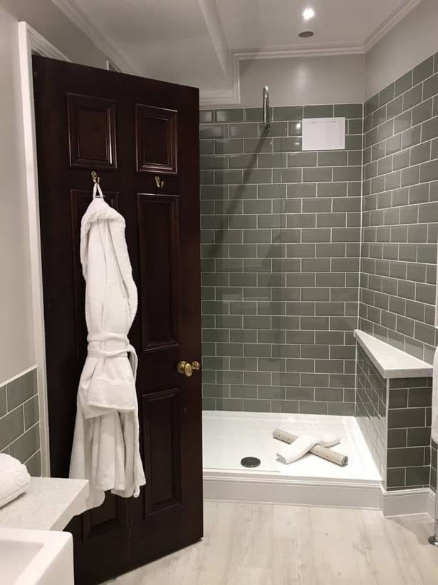 kleines-bad-dusche-einbauen-04_10 Kis fürdőszoba telepítése zuhany
