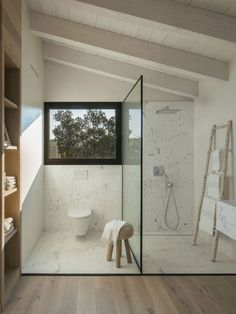 kleines-bad-mit-dachschrage-renovieren-60_19 Felújítani kis fürdőszoba lejtős tető