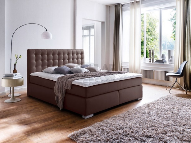schlafzimmer-braunes-bett-59_10 Hálószoba barna ágy