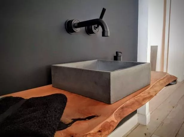 badezimmer-beton-holz-94_12-5 Fürdőszoba beton fa