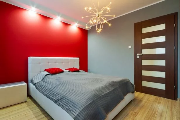 farbe-rot-im-schlafzimmer-55_12-4 Piros szín a hálószobában
