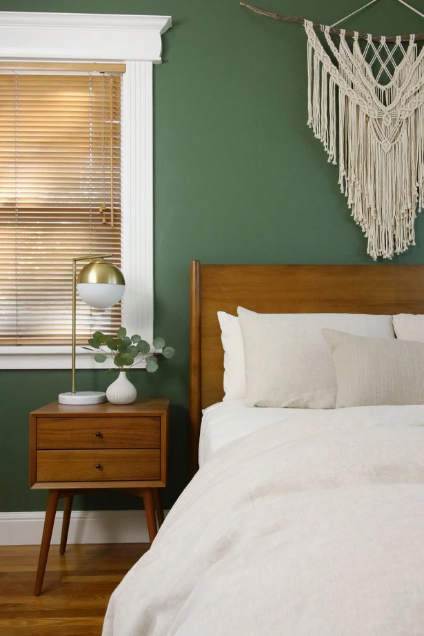grune-wand-im-schlafzimmer-57_3-11 Zöld fal a hálószobában