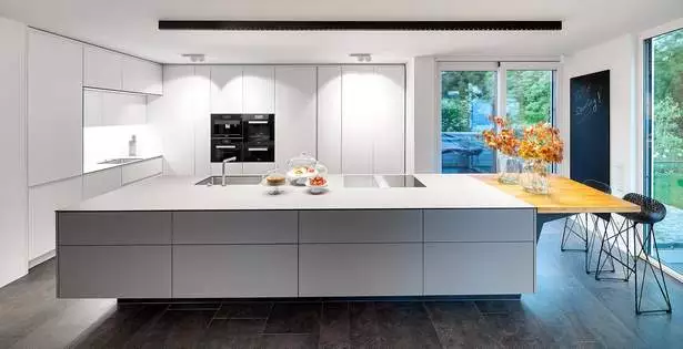 schone-moderne-kuchen-42_11-3 Gyönyörű modern konyhák