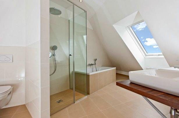 badgestaltung-kleines-bad-mit-dachschrage-79_16 Fürdőszoba kialakítása kis fürdőszoba lejtős tetővel