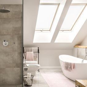 badgestaltung-kleines-bad-mit-dachschrage-79_5 Fürdőszoba kialakítása kis fürdőszoba lejtős tetővel