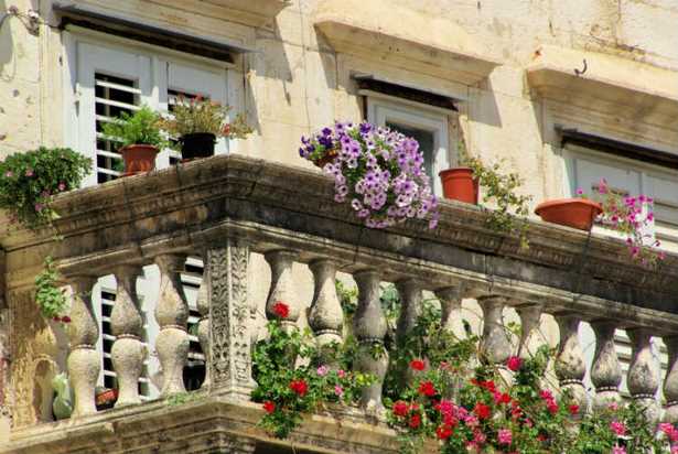 balkon-dekorieren-mit-pflanzen-20_16 Erkély díszítő növények